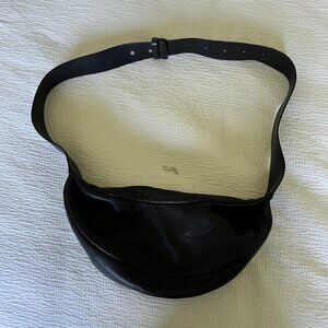 Cos Swing Bag in Black Leather *broken zipper*